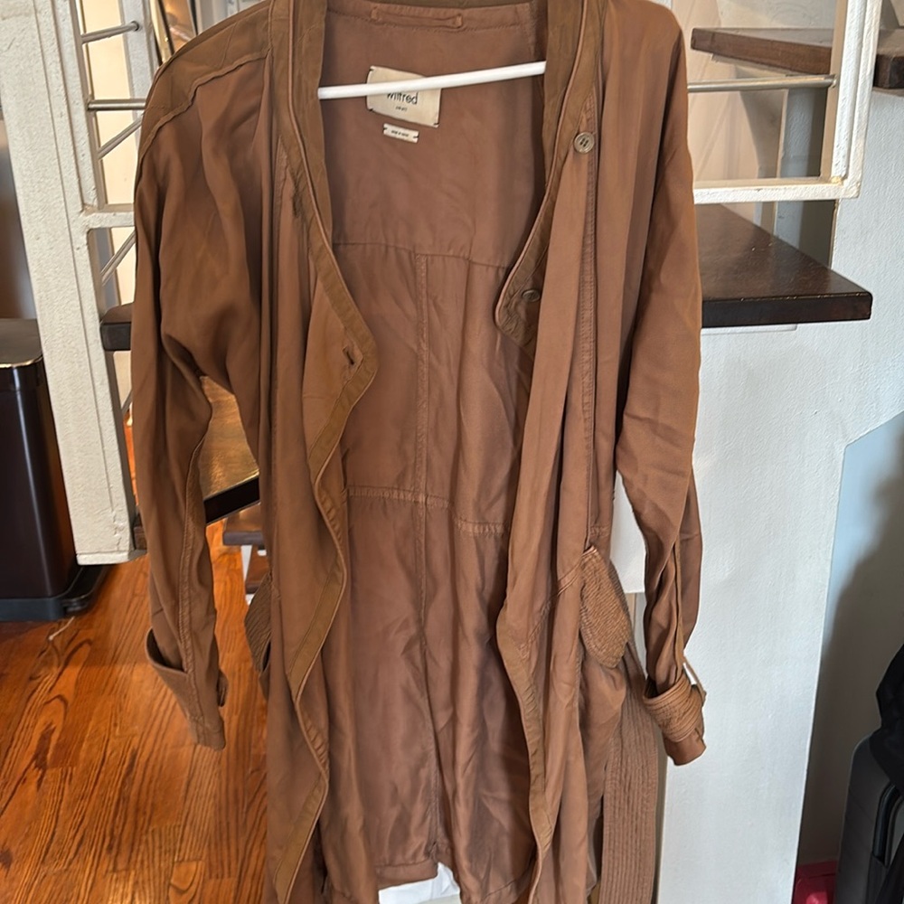 Aritzia Wilfred Drape Trench